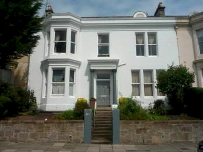 1 Bedroom Flat To Rent In Perth Road, West End, Dundee, DD2