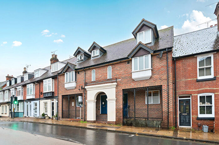 1 Bedroom Flat For Sale In Chesil Street, Winchester, Hampshire, SO23