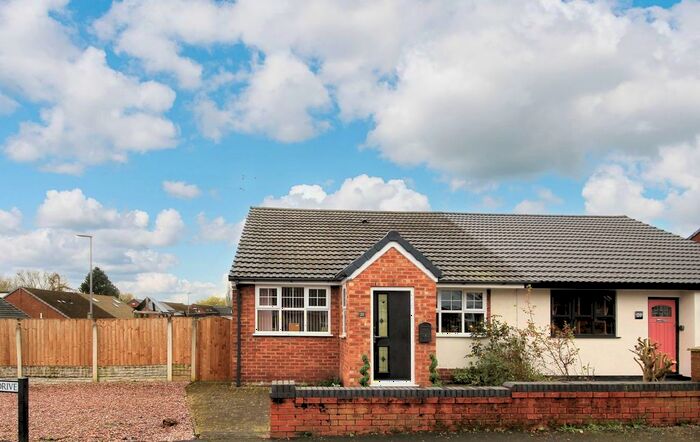 4 Bedroom Semi-Detached House For Sale In Sandra Drive, Newton-Le-Willows, WA12