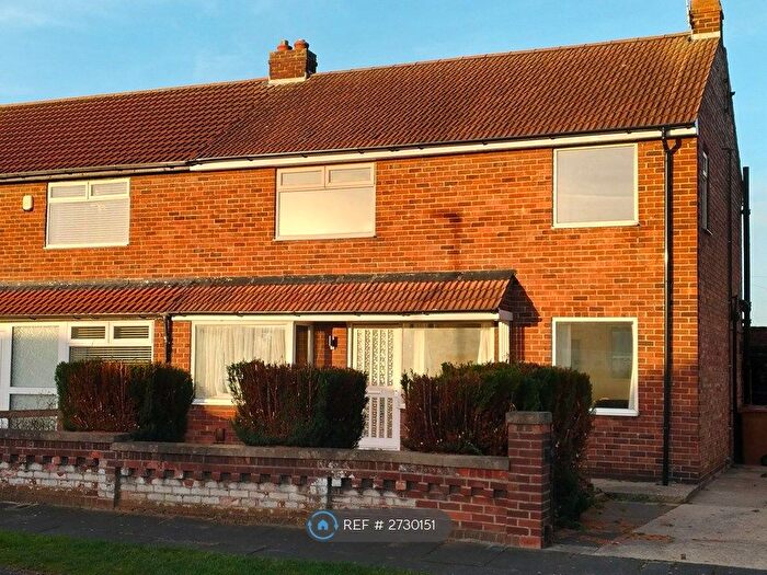 3 Bedroom Semi Detached House To Rent In Honiton Way, Hartlepool, TS25