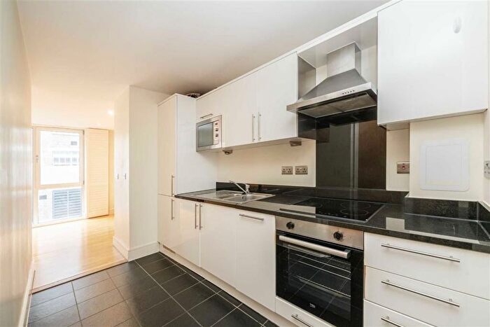 1 Bedroom Flat For Sale In Lett Road, London, SW9