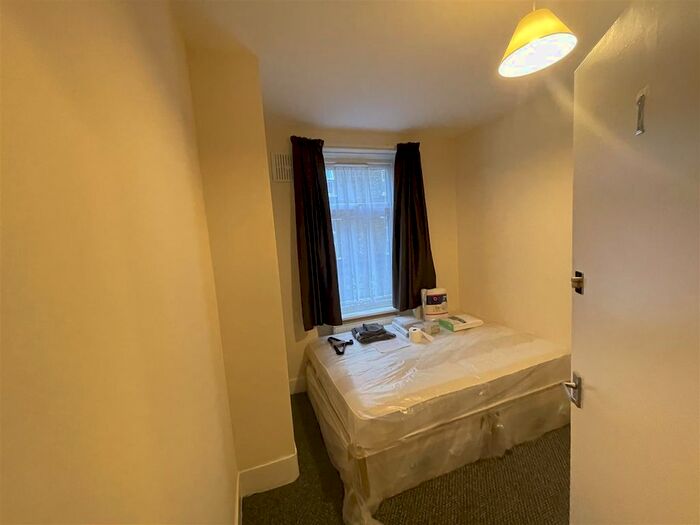 2 Bedroom Property To Rent In Penfold Place, London, NW1