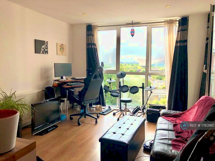 2 Bedroom Flat To Rent In Velocity Building Ward Road, London, E15