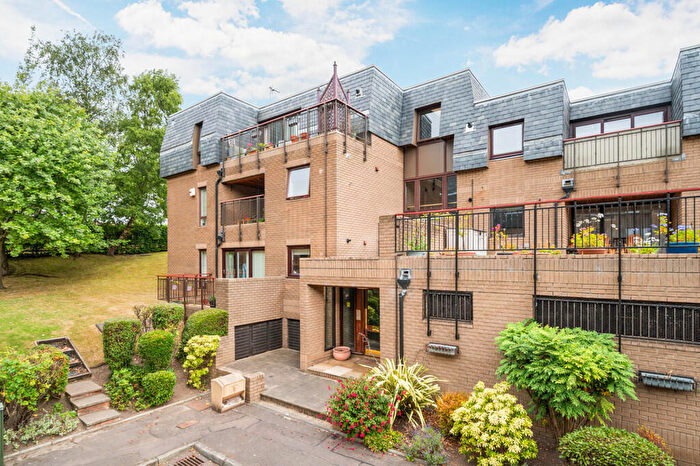 2 Bedroom Apartment For Sale In (Flat ) Rocheid Park, Fettes, Edinburgh, EH4