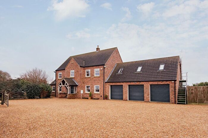 3 Bedroom Detached House For Sale In Rural Lifestyle In Murrow, PE13