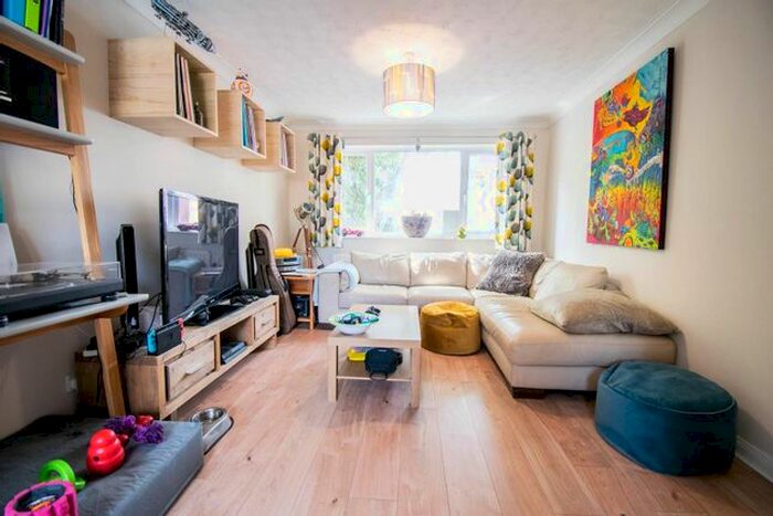 1 Bedroom Flat To Rent In Wallace Street, Newcastle Upon Tyne, NE2