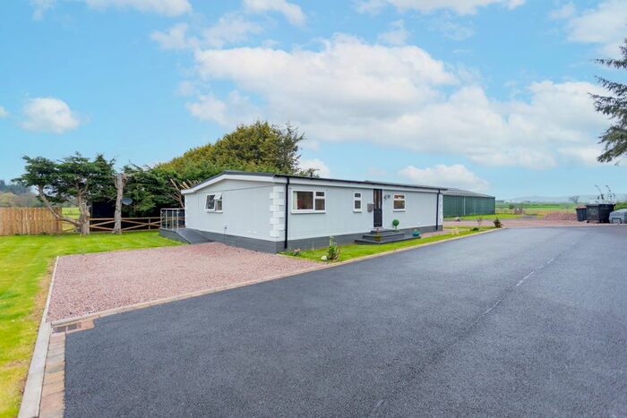 2 Bedroom Park Home For Sale In Glasgow Road, Newbridge, Dumfries, DG2