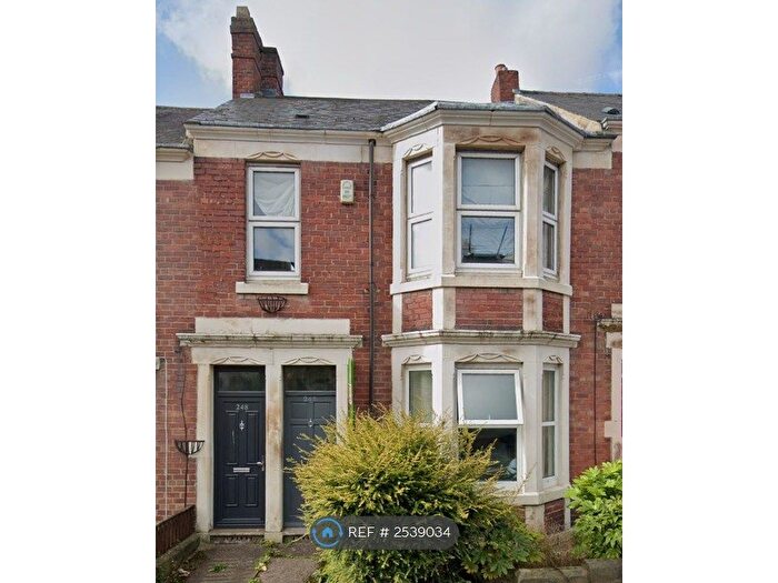 3 Bedroom Flat To Rent In Westbourne, Gateshead, NE8