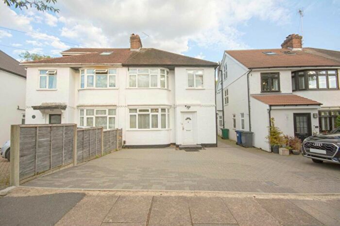 1 Bedroom Flat To Rent In Brook Avenue, Edgware, HA8