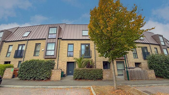 3 Bedroom Terraced House For Sale In Holly Tree Crescent, Carshalton, Surrey., SM5