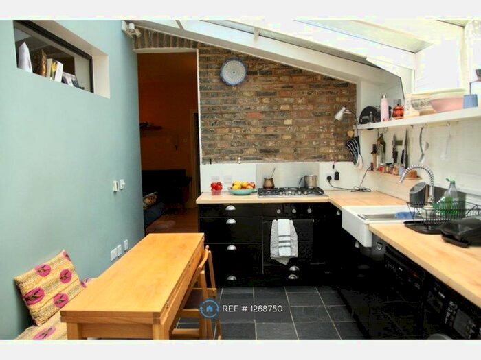 1 Bedroom Flat To Rent In Ground Floor, London, SE24