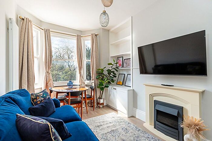 2 Bedroom Flat To Rent In Fulham, SW6