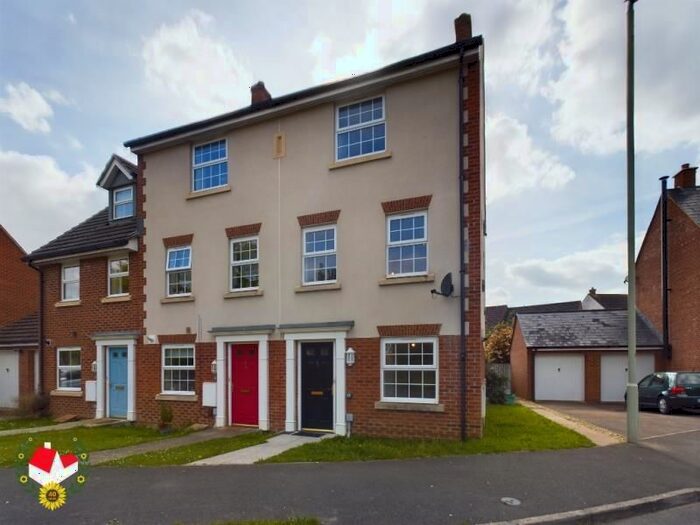 4 Bedroom Town House To Rent In Goose Bay Drive Kingsway, Quedgeley, Gloucester, GL2