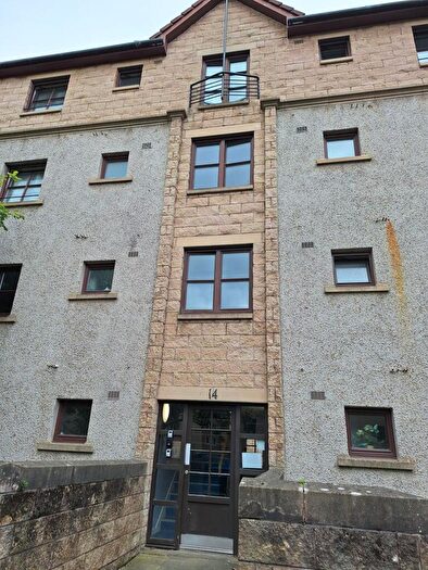 1 Bedroom Apartment To Rent In Ft, Tytler Gardens, Off Milton Street, Edinburgh, EH8