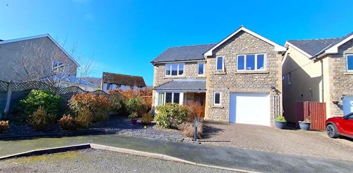 4 Bedroom Detached House For Sale In Llandrillo, LL21
