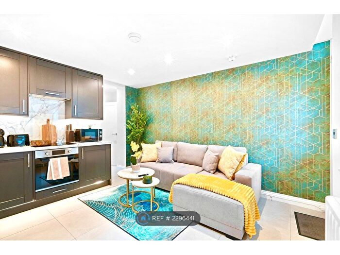 1 Bedroom Flat To Rent In Windsor Court, Brighton, BN1