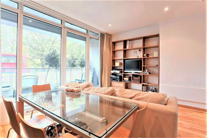 Studio To Rent In Eustace Building, Queenstown Road, London, SW11