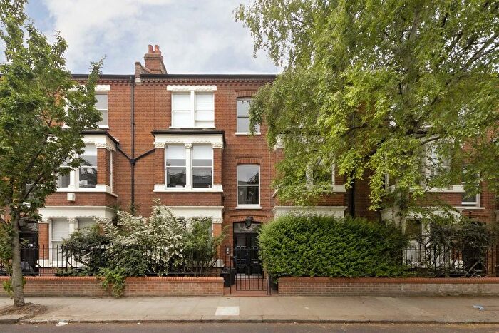 1 Bedroom Flat To Rent In Sulgrave Road, Hammersmith, W6