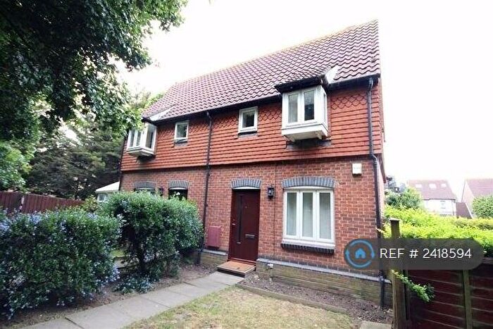 1 Bedroom Semi-Detached House To Rent In Bartholomew Drive, Harold Wood, RM3