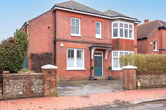 1 Bedroom Flat To Rent In Manor Road, Worthing, BN11
