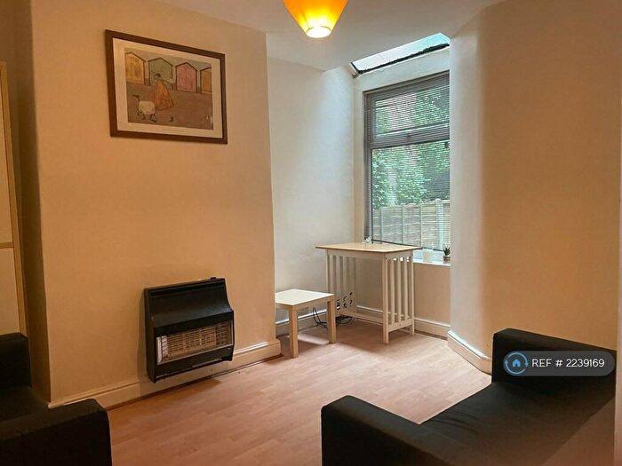 4 Bedroom Terraced House To Rent In Filey Road, Manchester, M14