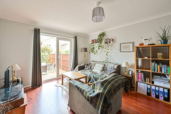 2 Bedroom Terraced House To Rent In Oxley Close, Bermondsey, London, SE1