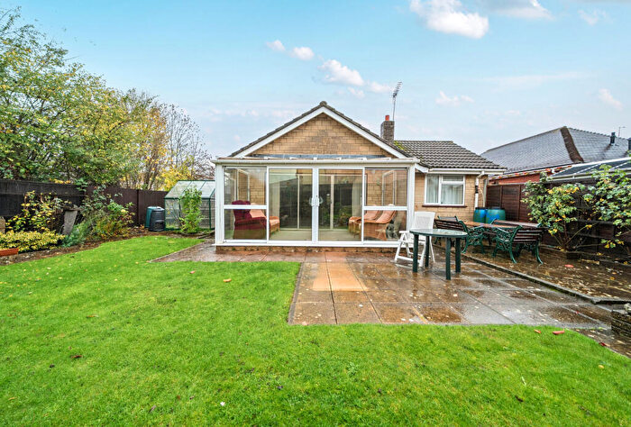 3 Bedroom Bungalow For Sale In Church Road, Frampton Cotterell, Bristol, Gloucestershire, BS36
