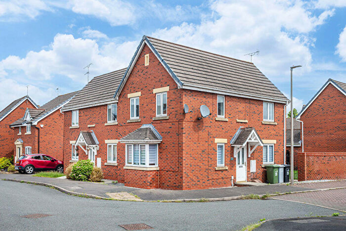 3 Bedroom Semi-Detached House For Sale In Monck Drive, Kingsley Village, Nantwich, CW5