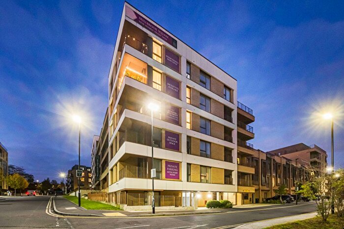 1 Bedroom Flat To Rent In India Way, London, NW7