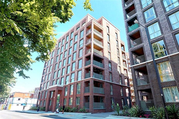 1 Bedroom Flat To Rent In Chesterton House, London, HA1