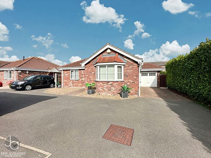 3 Bedroom Detached Bungalow For Sale In Barbrook Lane, Tiptree, CO5