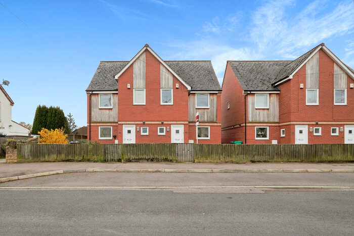 3 Bedroom Semi-Detached House To Rent In Lancaster Road, NG3