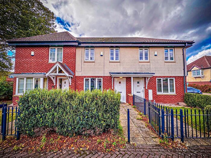 3 Bedroom Town House To Rent In Longdales Place, Lincoln, LN2