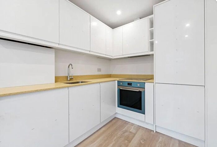 1 Bedroom Flat To Rent In Fortune Green Road, Finchley Road, London, NW6