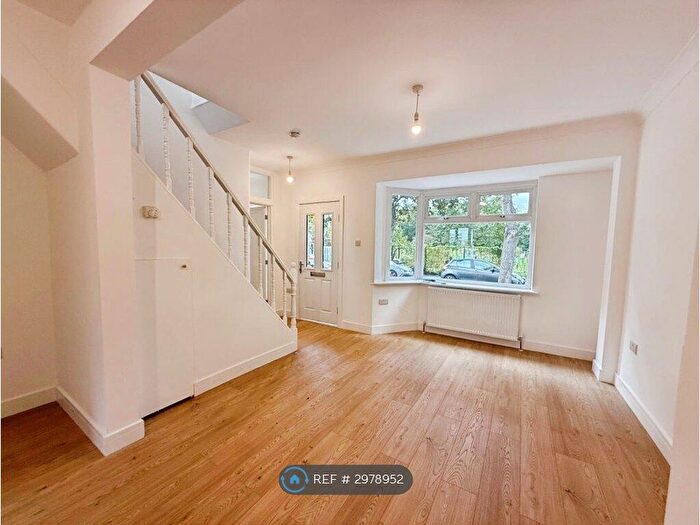 4 Bedroom Terraced House To Rent In Reynolds Avenue, London, E12