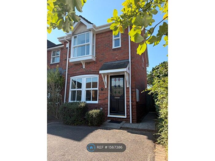 2 Bedroom Semi Detached House To Rent In Greenacre Drive, Cardiff, CF23