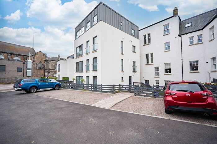 4 Bedroom Flat For Sale In Bennochy Road, Kirkcaldy, KY1