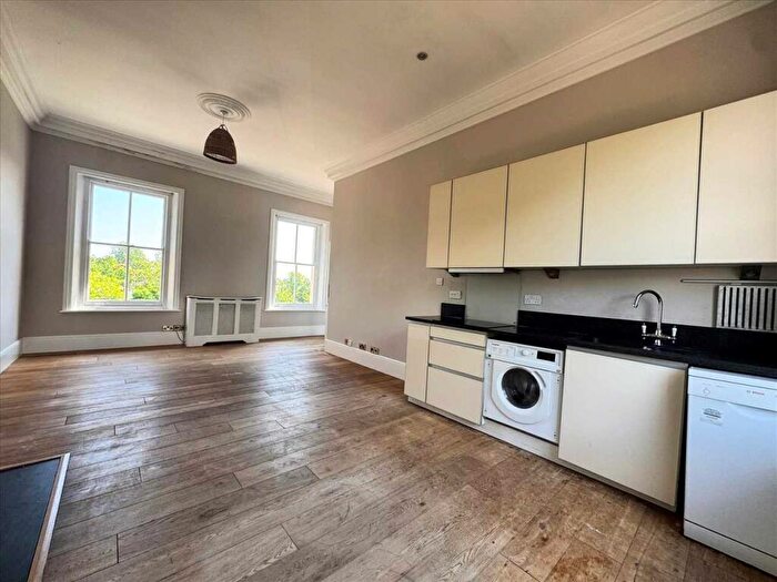 2 Bedroom Apartment To Rent In Cedars Close, Belmont, Black Heath, Greenwhich, SE13