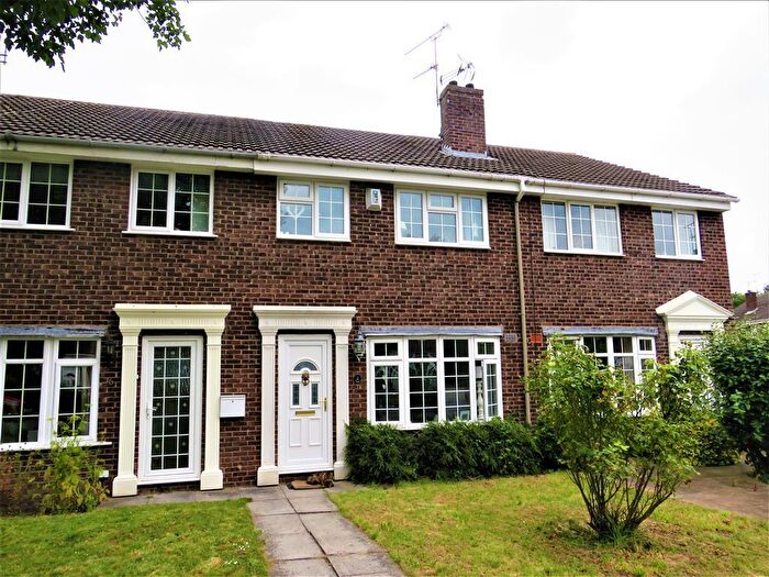 3 Bedroom Mews To Rent In Eaton Mews, Chester, CH4