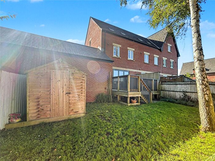 3 Bedroom End Terrace House For Sale In Popham Close, Tiverton, Devon, EX16