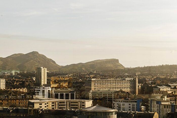 1 Bedroom Apartment To Rent In Dockside, Edinburgh, EH6