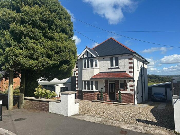 4 Bedroom Detached House For Sale In Gate Road, Penygroes, Llanelli, Carmarthenshire., SA14