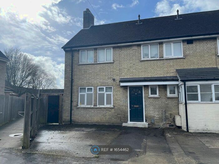 5 Bedroom Semi-Detached House To Rent In Coldhams Grove, Cambridge, CB1