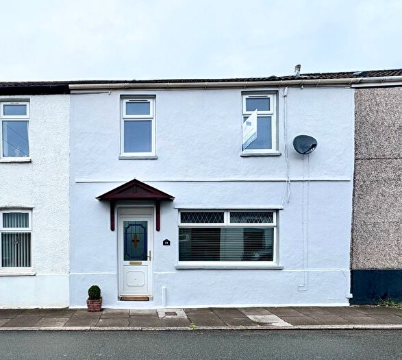 3 Bedroom Terraced House For Sale In Bwllfa Road, Aberdare, CF44