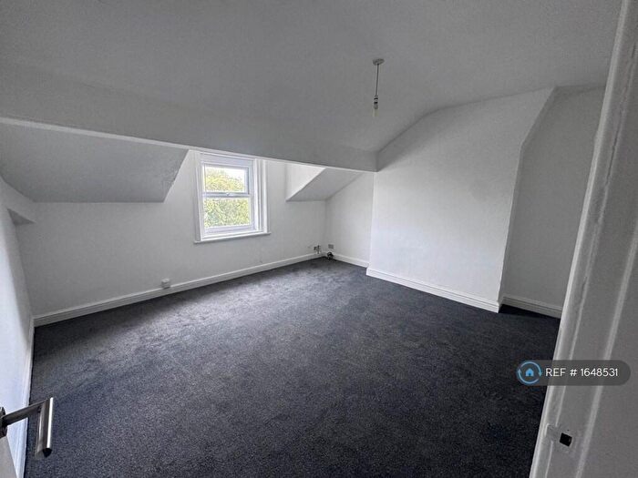 1 Bedroom Flat To Rent In New Ferry, Merseyside, CH62