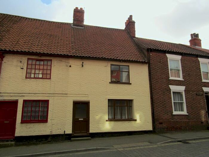2 Bedroom Terraced House To Rent In High Street, Barton-Upon-Humber DN18