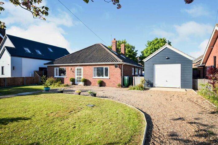5 Bedroom Detached Bungalow To Rent In Cromer Road, Mundesley, Norwich, NR11