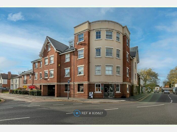 2 Bedroom Flat To Rent In Edmunds House, Epping, CM16