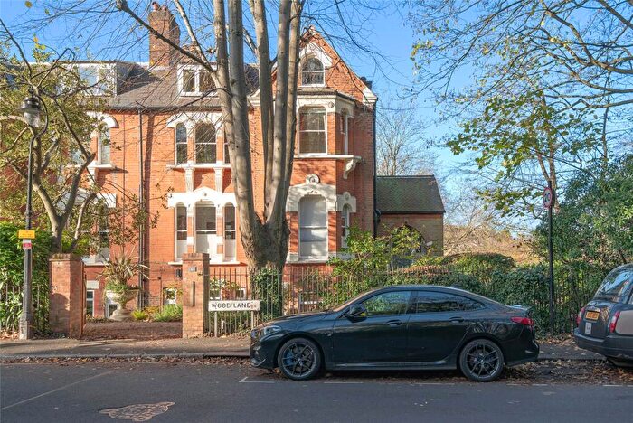 2 Bedroom Apartment For Sale In Wood Lane, Highgate, London, N6