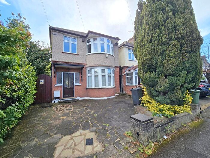 3 Bedroom Detached House For Sale In Southfield Park, North Harrow, HA2